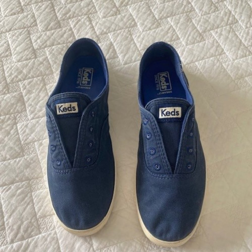 Keds Chillax Canvas Sneakers